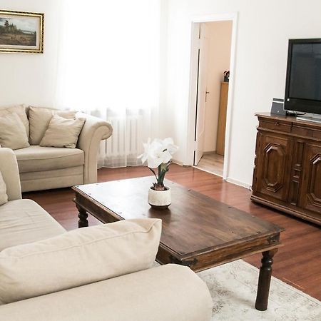 Vintage Style Spacious Apartment クライペダ エクステリア 写真